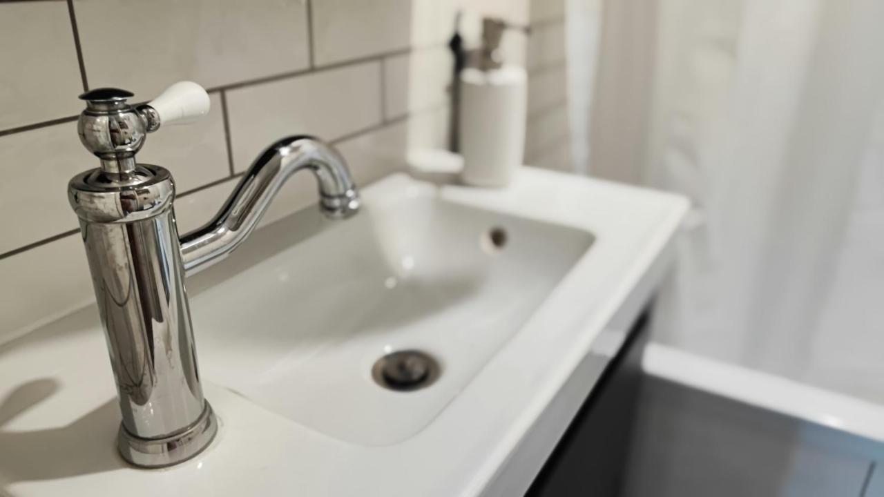 Apartmán Przestronny Apartament W Centrum Varšava Exteriér fotografie
