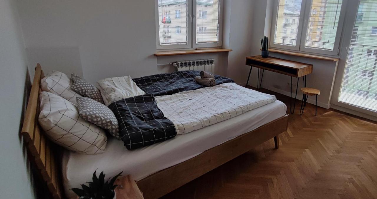 Apartmán Przestronny Apartament W Centrum Varšava Exteriér fotografie