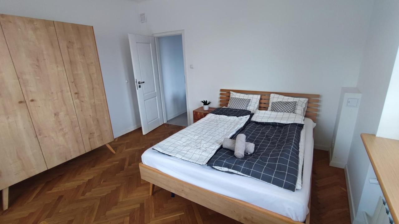 Apartmán Przestronny Apartament W Centrum Varšava Exteriér fotografie