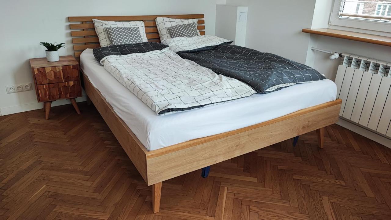 Apartmán Przestronny Apartament W Centrum Varšava Exteriér fotografie
