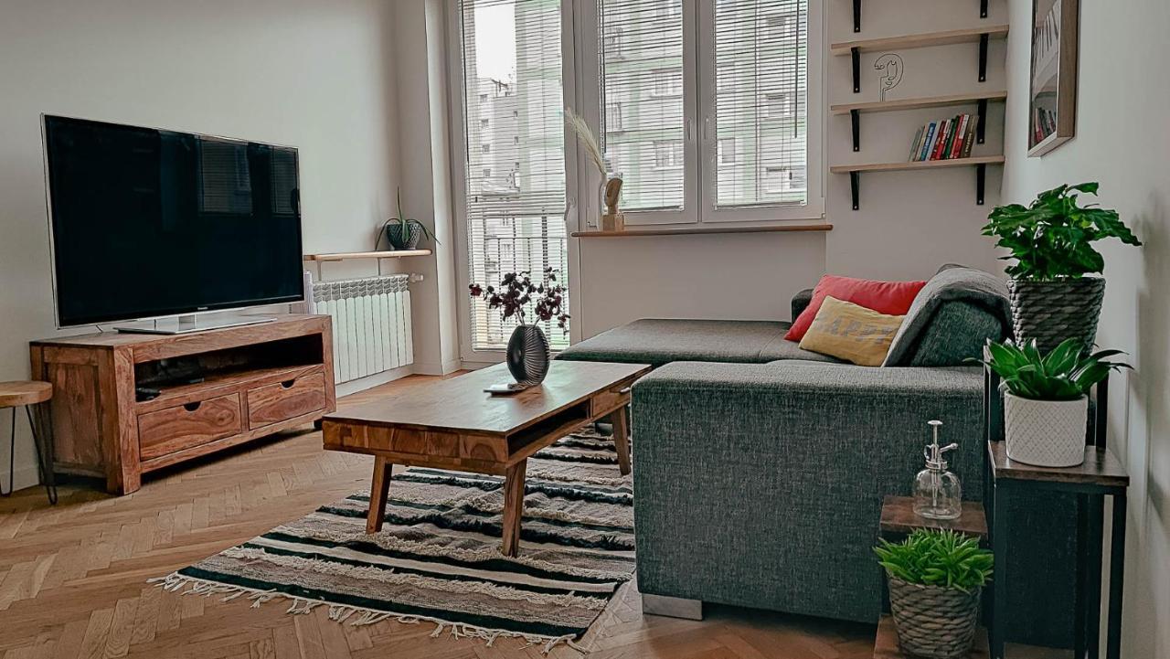 Apartmán Przestronny Apartament W Centrum Varšava Exteriér fotografie